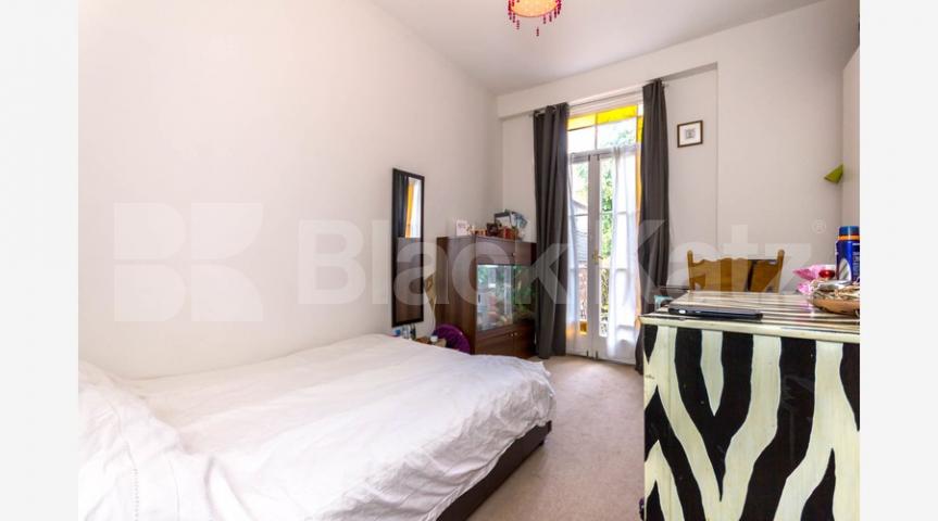 			Amazing Garden Flat !, 2 Bedroom, 1 bath, 1 reception Flat			 Lausanne Road, Crouch End / Harringay Ladder
